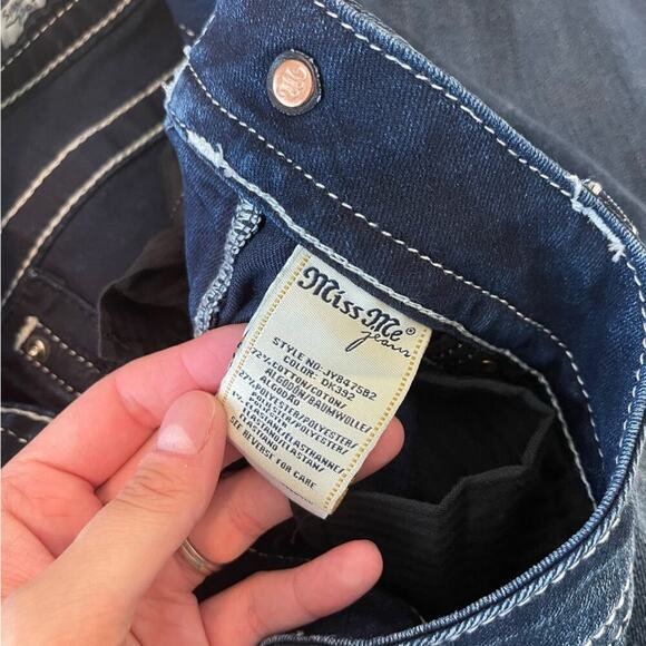 New Miss Me Maroon Embroidered Low Rise Signature Bootcut Jeans - Picture 7 of 7